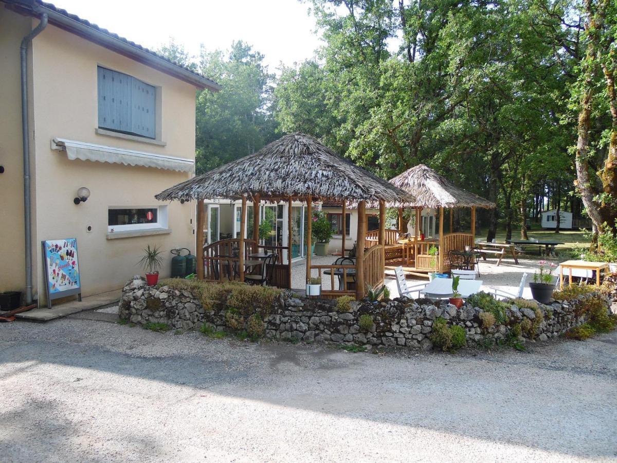 Camping Les Paillotes Payrac Екстериор снимка