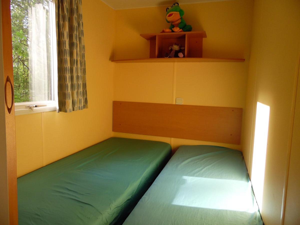 Camping Les Paillotes Payrac Екстериор снимка