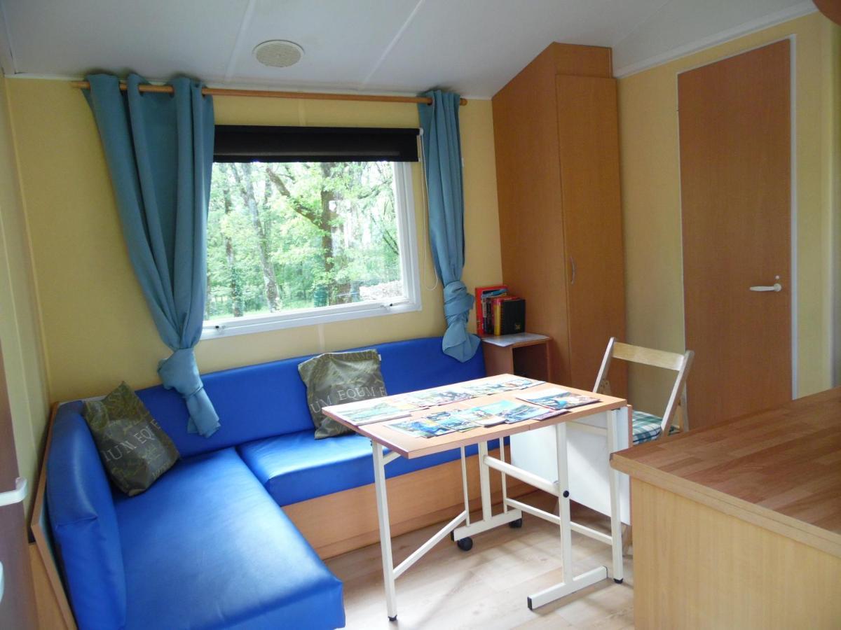 Camping Les Paillotes Payrac Екстериор снимка